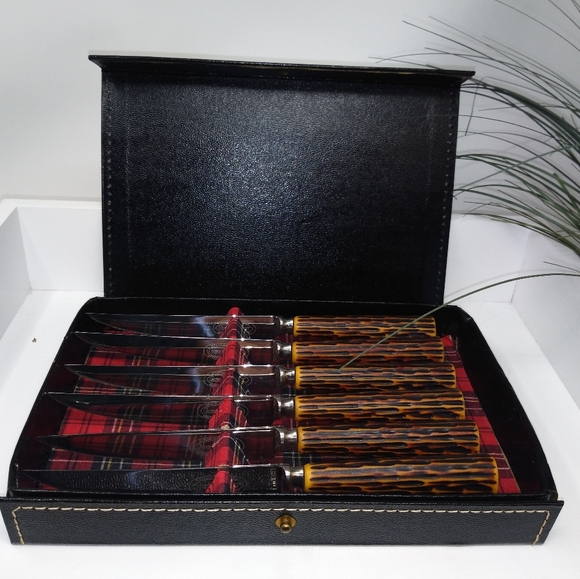 Vintage Sheffield England Crown Crest Steak Knives - Picture 4 of 6